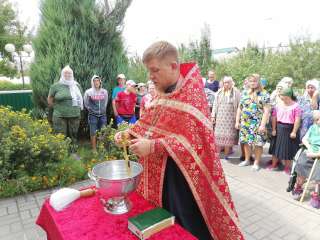 Одного из самых почитаемых святых великомученика Пантелеймона вспоминает Православная церковь 9 августа.